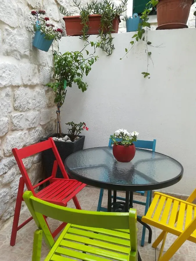 Apartment Nikolina Trogir