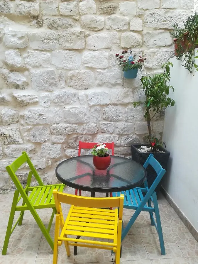Apartment Nikolina Trogir